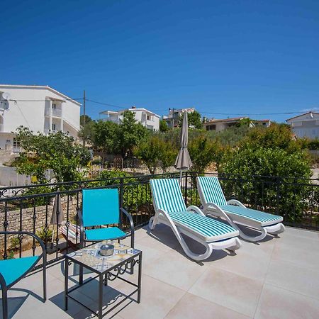 Villa Sveti Petar Necujam Solta Exteriör bild